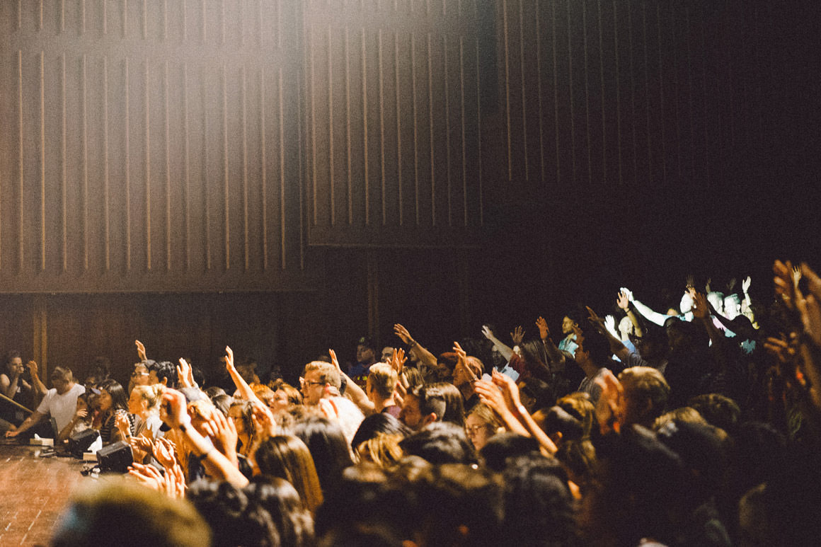 7 Ways On How to Be An Interesting Speaker Tip